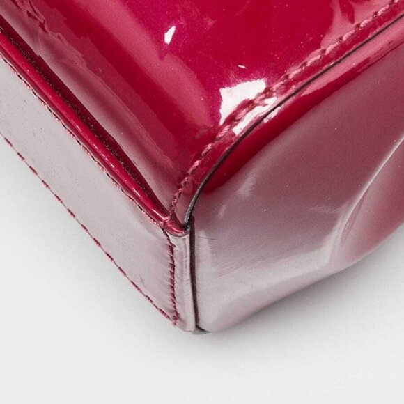 Louis Vuitton Magenta Monogram Vernis Brea PM NM Bag - Picture 4 of 11